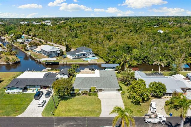 124 E NORTH SHORE AVENUE, North Fort Myers, FL 33917