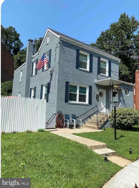 2707 FORT BAKER DR SE, Washington, DC 20020