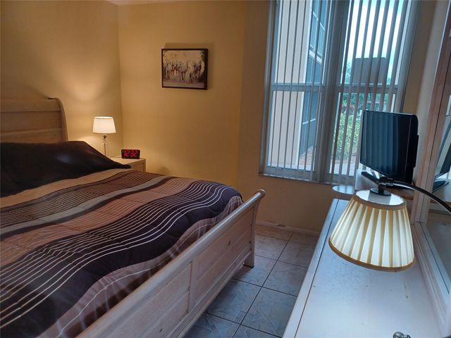 1391 S Ocean Blvd 105, Pompano Beach, FL 33062