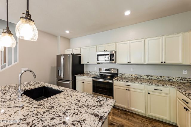 16572 W JENAN Drive, Surprise, AZ 85388