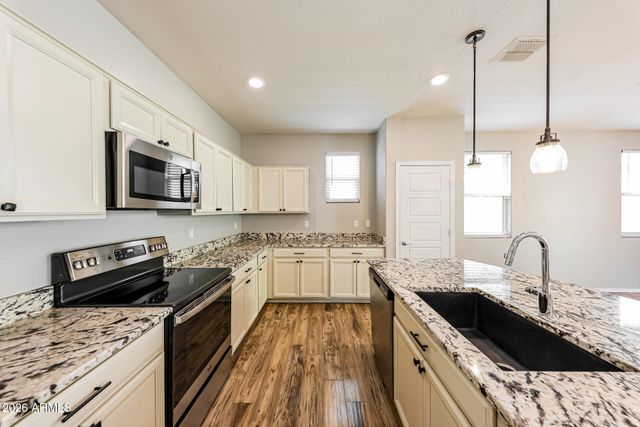 16572 W JENAN Drive, Surprise, AZ 85388