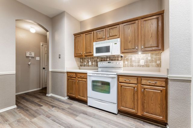 8832 Stirrup Way, Fort Worth, TX 76244