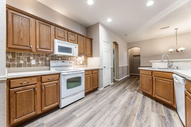 8832 Stirrup Way, Fort Worth, TX 76244