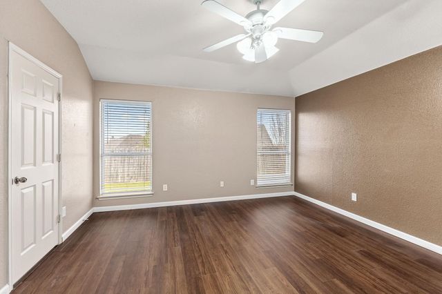 8832 Stirrup Way, Fort Worth, TX 76244