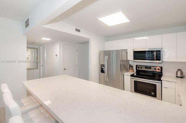 2301 Collins Avenue 401, Miami Beach, FL 33139