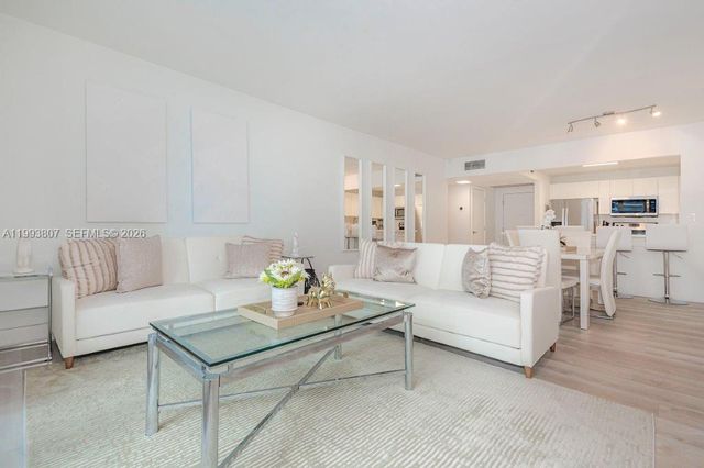 2301 Collins Avenue 401, Miami Beach, FL 33139