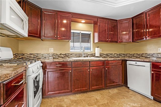 34230 Tractor Trail, Wildomar, CA 92595