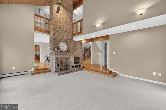 8423 LOCK LN, Warrenton, VA 20186