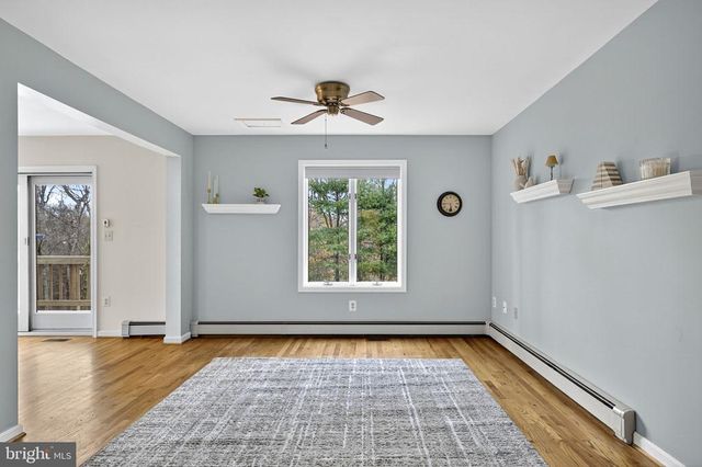 8423 LOCK LN, Warrenton, VA 20186