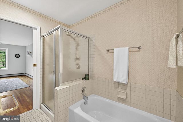 8423 LOCK LN, Warrenton, VA 20186