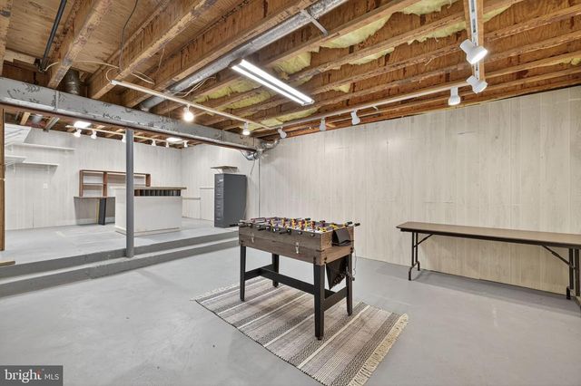 8423 LOCK LN, Warrenton, VA 20186