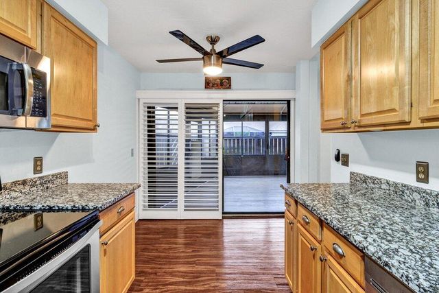 725 Timber Ridge Trail SW Unit B, Vero Beach, FL 32962