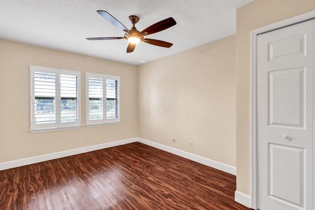 725 Timber Ridge Trail SW Unit B, Vero Beach, FL 32962