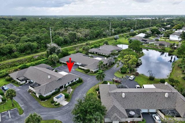 725 Timber Ridge Trail SW Unit B, Vero Beach, FL 32962