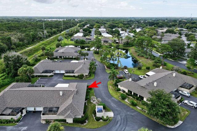 725 Timber Ridge Trail SW Unit B, Vero Beach, FL 32962
