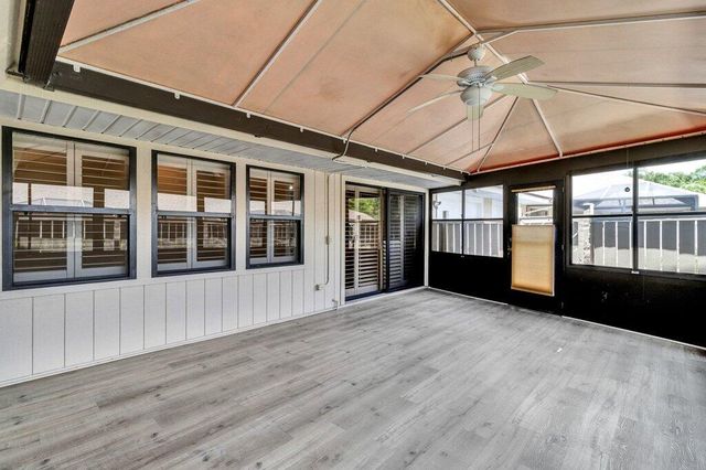 725 Timber Ridge Trail SW Unit B, Vero Beach, FL 32962