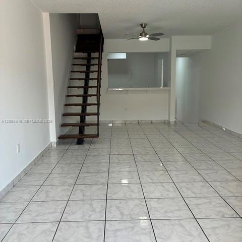 1121 SW 105th Ave 308, Miami, FL 33174