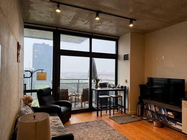 235 W Van Buren Street 1606, Chicago, IL 60607