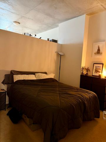 235 W Van Buren Street 1606, Chicago, IL 60607