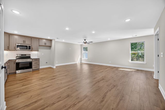 2125 Rylee Way # 8, Greenbrier, TN 37073