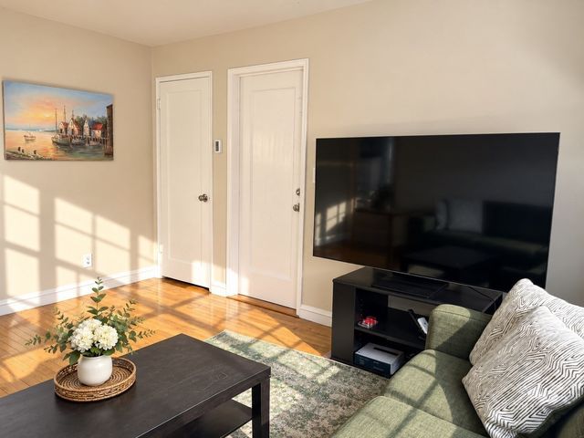 180 S Main St 5, Attleboro, MA 02703