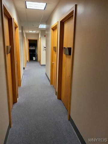 5320 Military Road, Lewiston, NY 14092