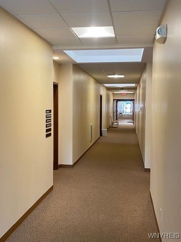 5320 Military Road, Lewiston, NY 14092