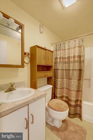 12702 SKIWAY DR, Waynesboro, PA 17268