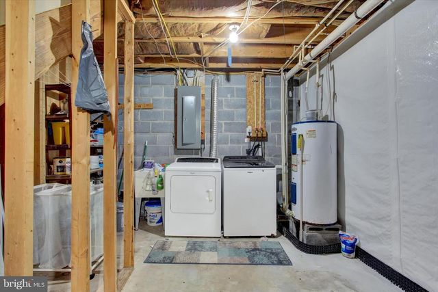 12702 SKIWAY DR, Waynesboro, PA 17268