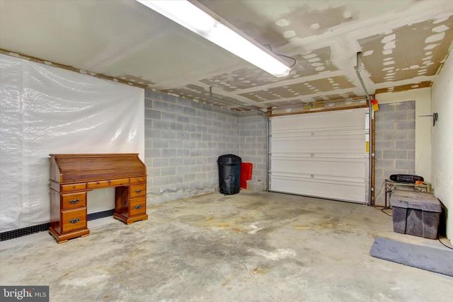 12702 SKIWAY DR, Waynesboro, PA 17268