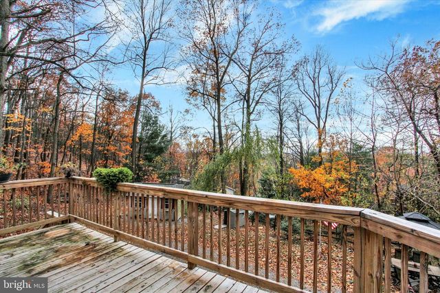 12702 SKIWAY DR, Waynesboro, PA 17268