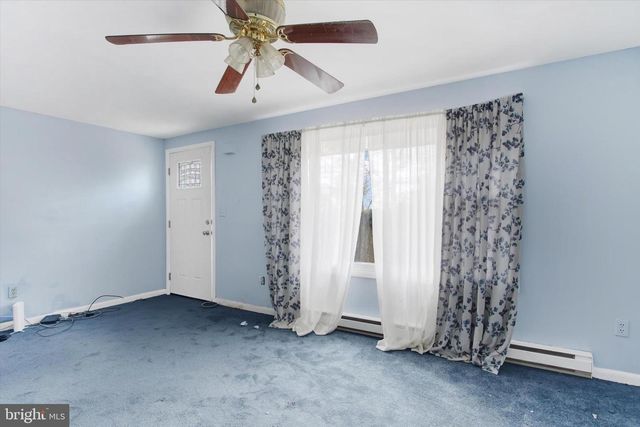 12702 SKIWAY DR, Waynesboro, PA 17268