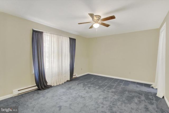 12702 SKIWAY DR, Waynesboro, PA 17268