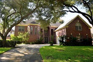 16 Treverstone Court, Sugar Land, TX 77479