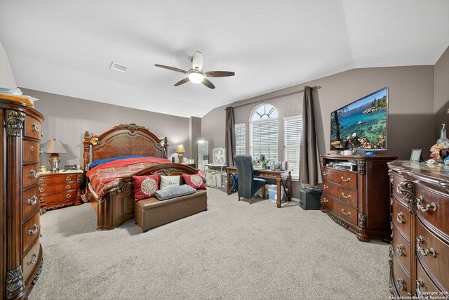 757 clearbrook ave, Schertz, TX 78108