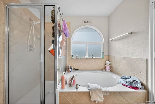 757 clearbrook ave, Schertz, TX 78108