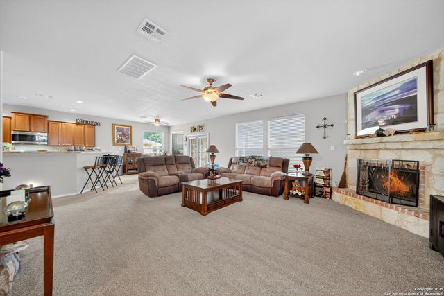 757 clearbrook ave, Schertz, TX 78108