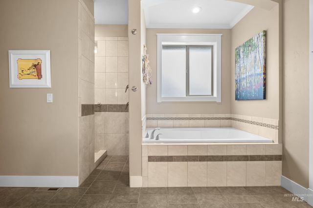 5609 W Founders Dr, Eagle, ID 83616