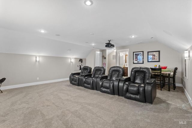 5609 W Founders Dr, Eagle, ID 83616