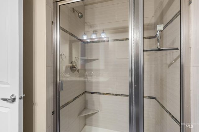 5609 W Founders Dr, Eagle, ID 83616