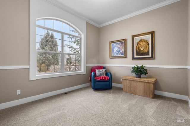 5609 W Founders Dr, Eagle, ID 83616