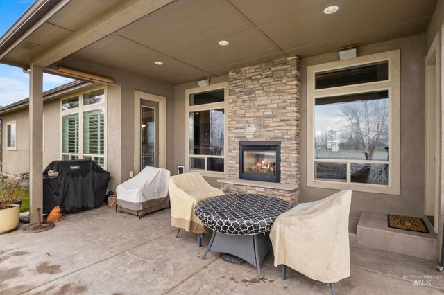 5609 W Founders Dr, Eagle, ID 83616