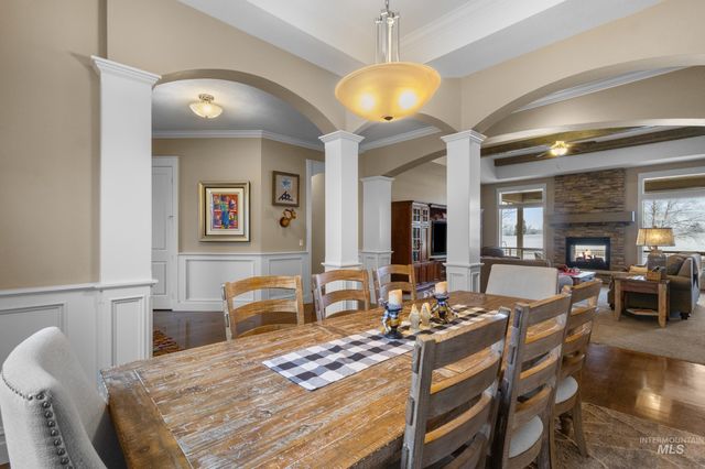 5609 W Founders Dr, Eagle, ID 83616