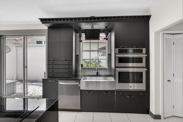 10324 Osprey Trace, West Palm Beach, FL 33412