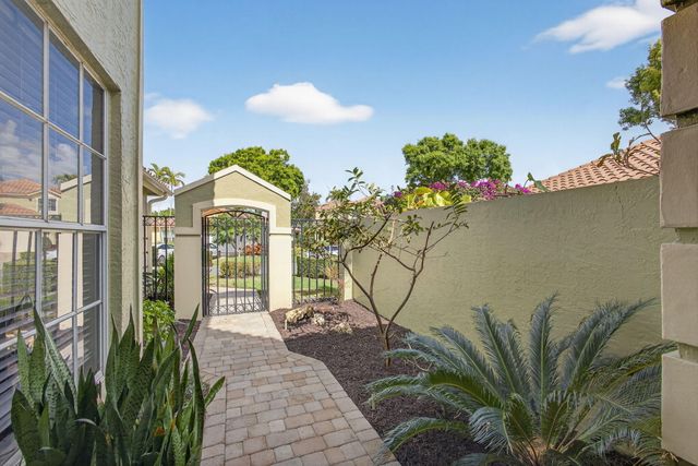 10324 Osprey Trace, West Palm Beach, FL 33412