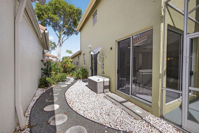 10324 Osprey Trace, West Palm Beach, FL 33412