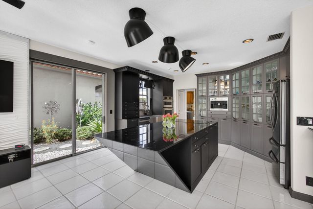 10324 Osprey Trace, West Palm Beach, FL 33412