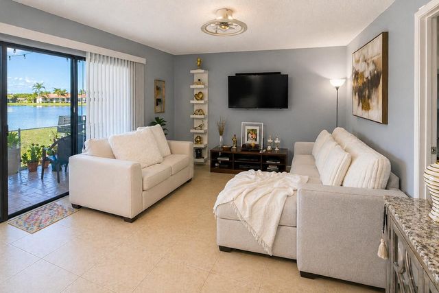 1540 Windorah Way D, West Palm Beach, FL 33411