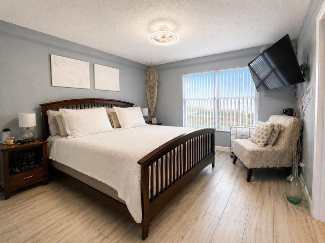 1540 Windorah Way D, West Palm Beach, FL 33411