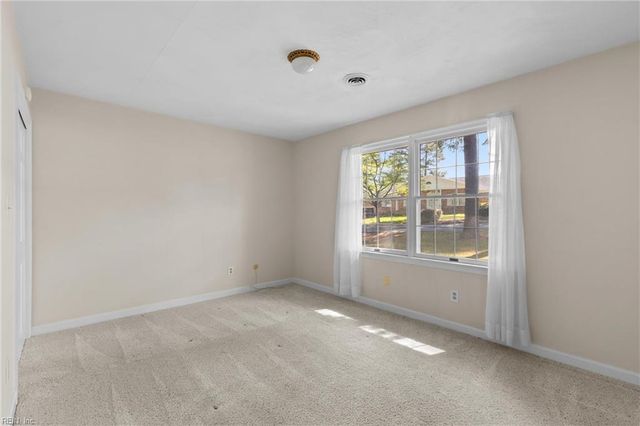 1309 Oleander AVE, Chesapeake, VA 23325